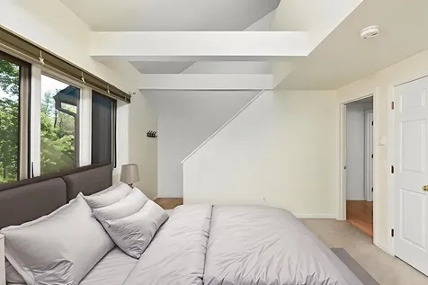 5 College Hill Hanover NH 03755