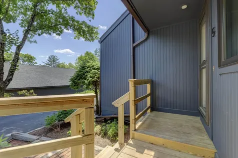 5 College Hill Hanover NH 03755