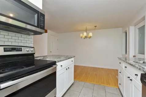 5 College Hill Hanover NH 03755