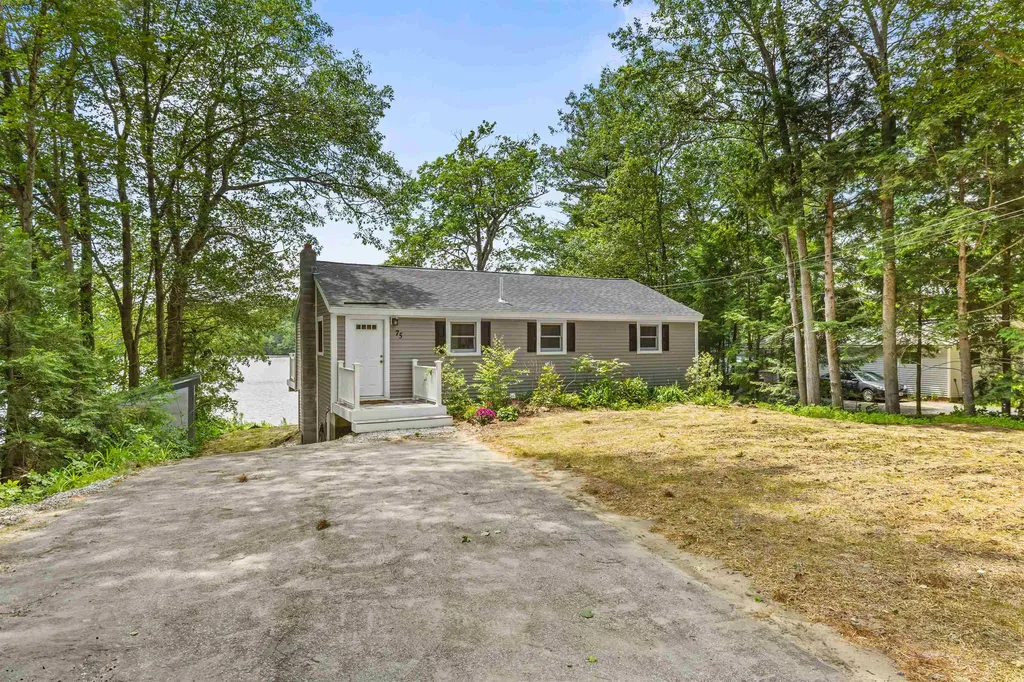 75 New Hampshire Drive Webster NH 03303