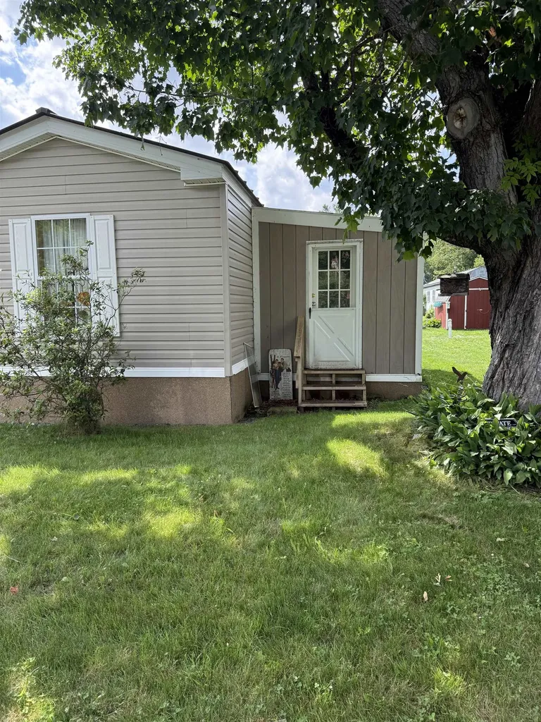 22 Rudsboro Road Lebanon NH 03766