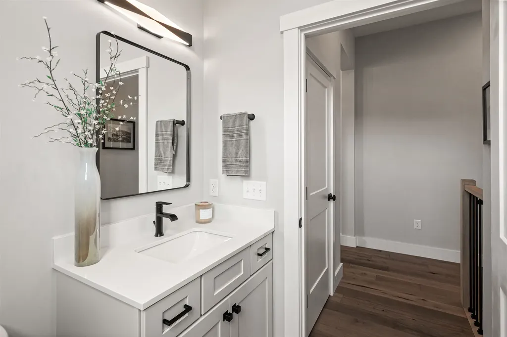 45 Elmore Street Shelburne VT 05482