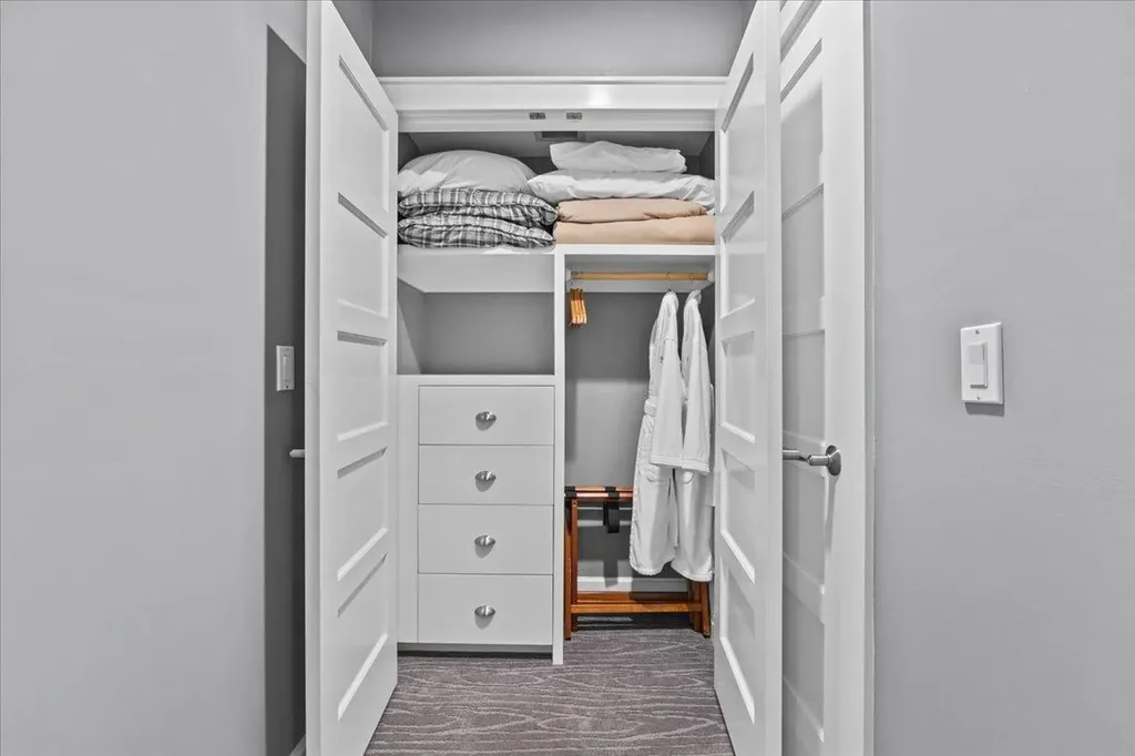 327 Topnotch Drive Stowe VT 05672