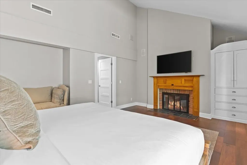 327 Topnotch Drive Stowe VT 05672