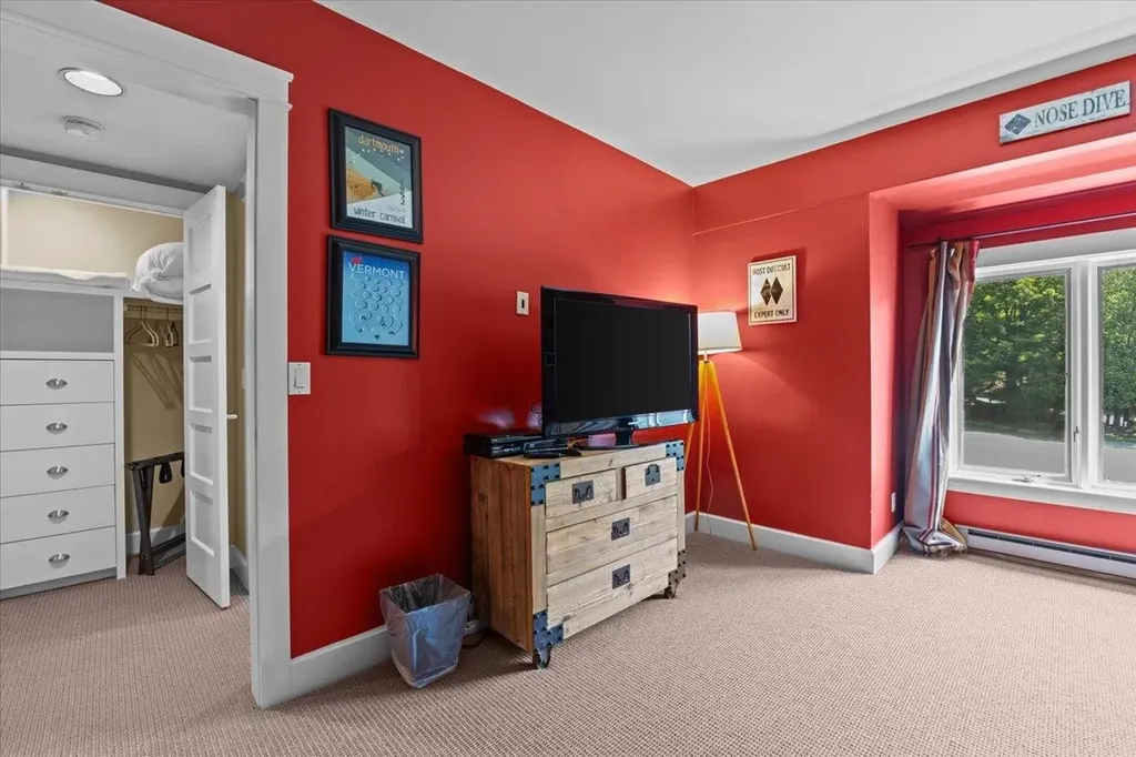 327 Topnotch Drive Stowe VT 05672