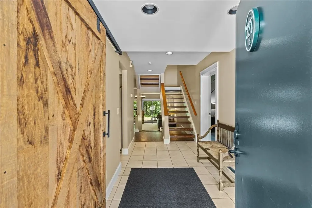 327 Topnotch Drive Stowe VT 05672