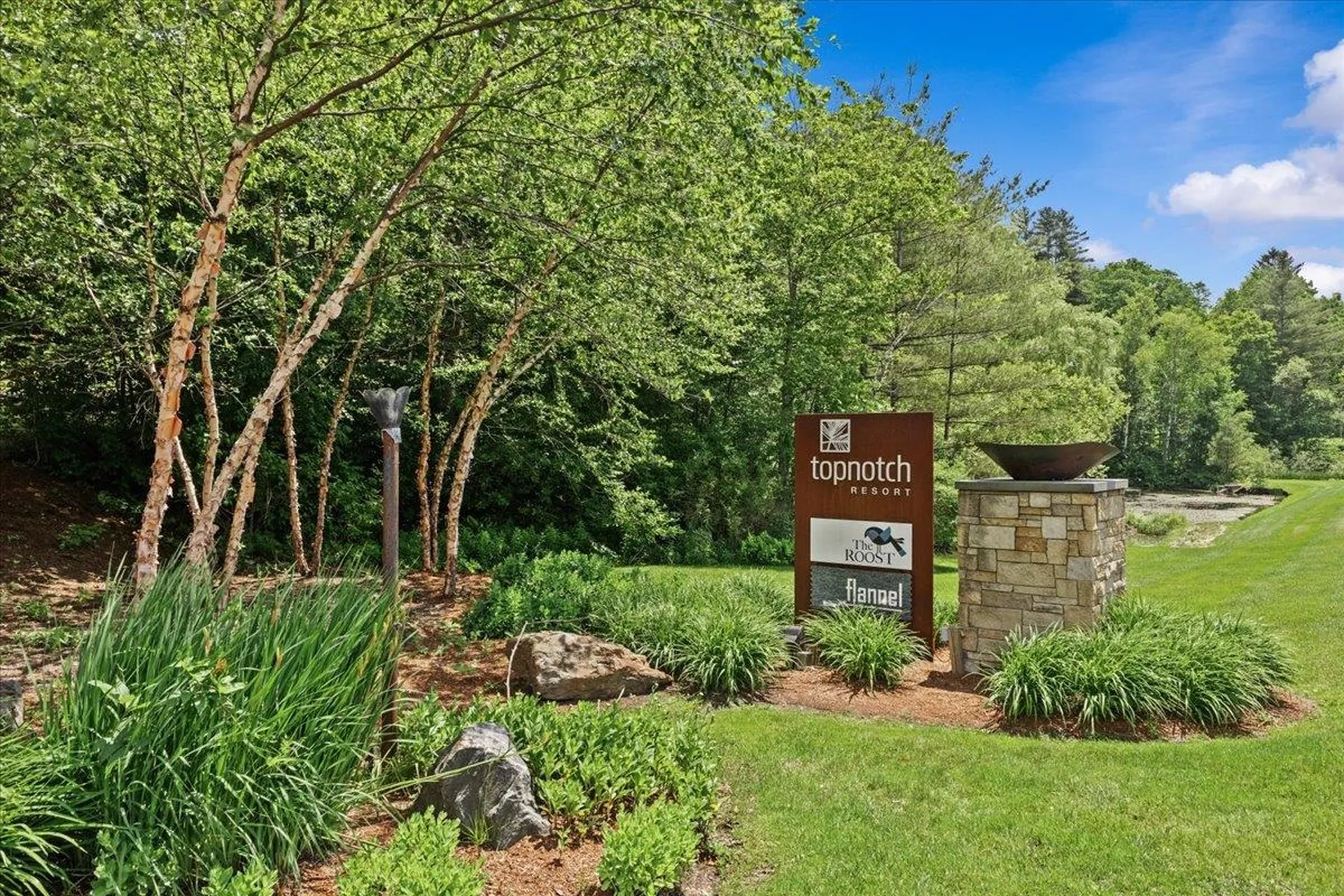 327 Topnotch Drive Stowe VT 05672