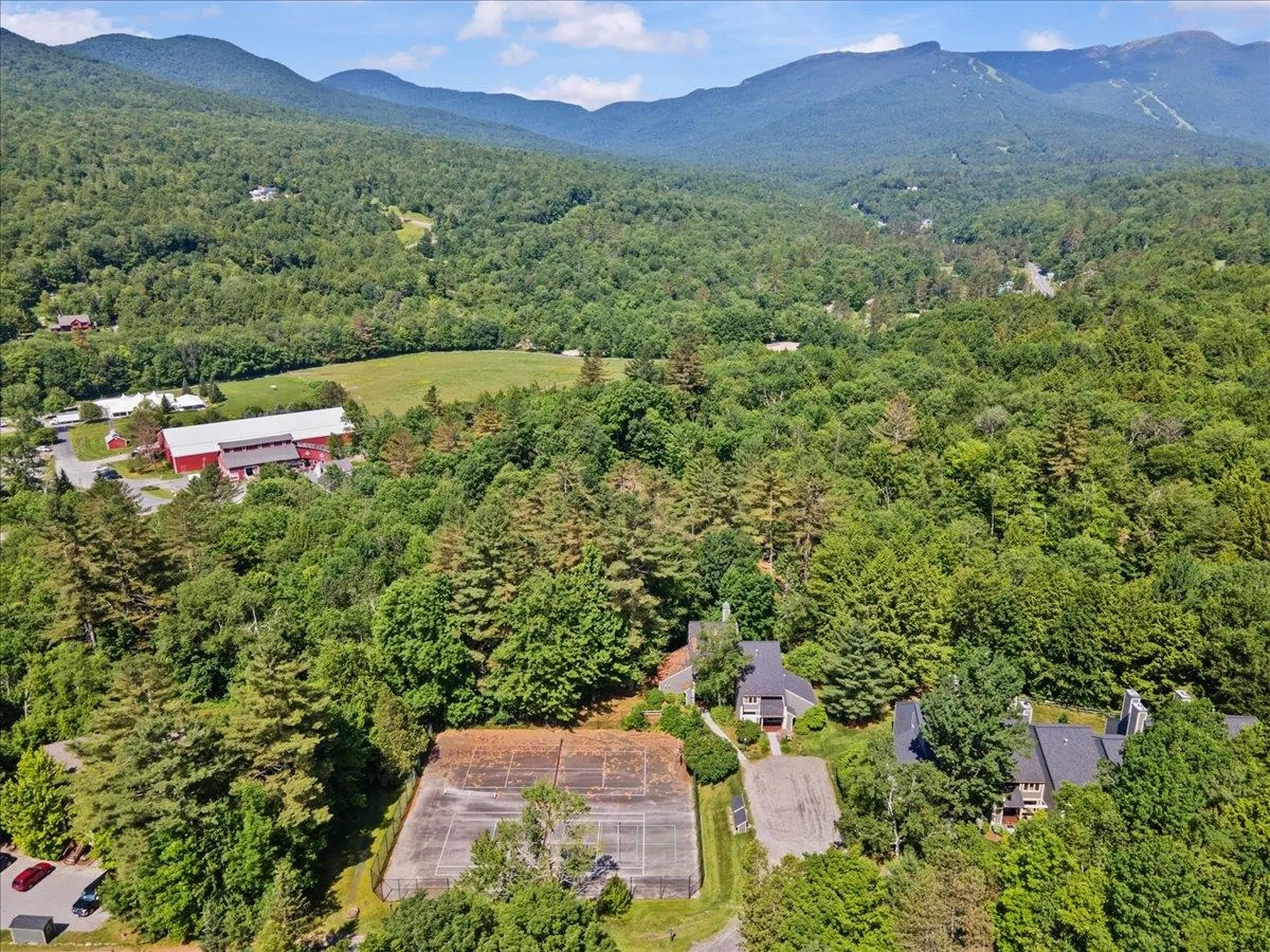 327 Topnotch Drive Stowe VT 05672