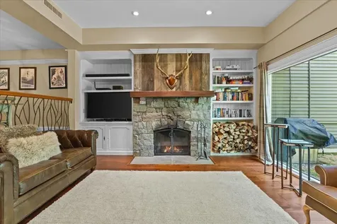 327 Topnotch Drive Stowe VT 05672