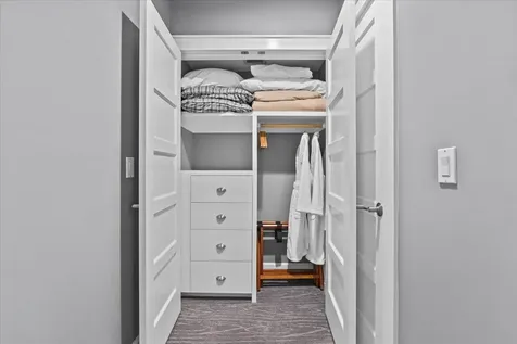 327 Topnotch Drive Stowe VT 05672