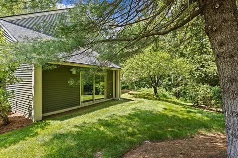 327 Topnotch Drive Stowe VT 05672