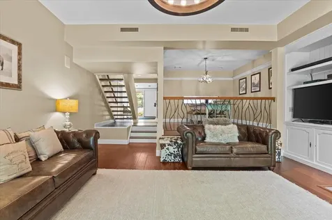 327 Topnotch Drive Stowe VT 05672