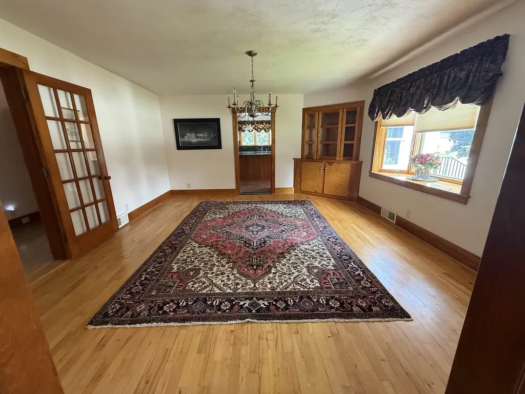 155 Upper Plain Bradford VT 05033