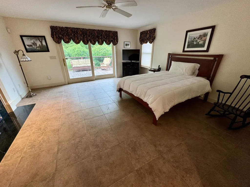 155 Upper Plain Bradford VT 05033