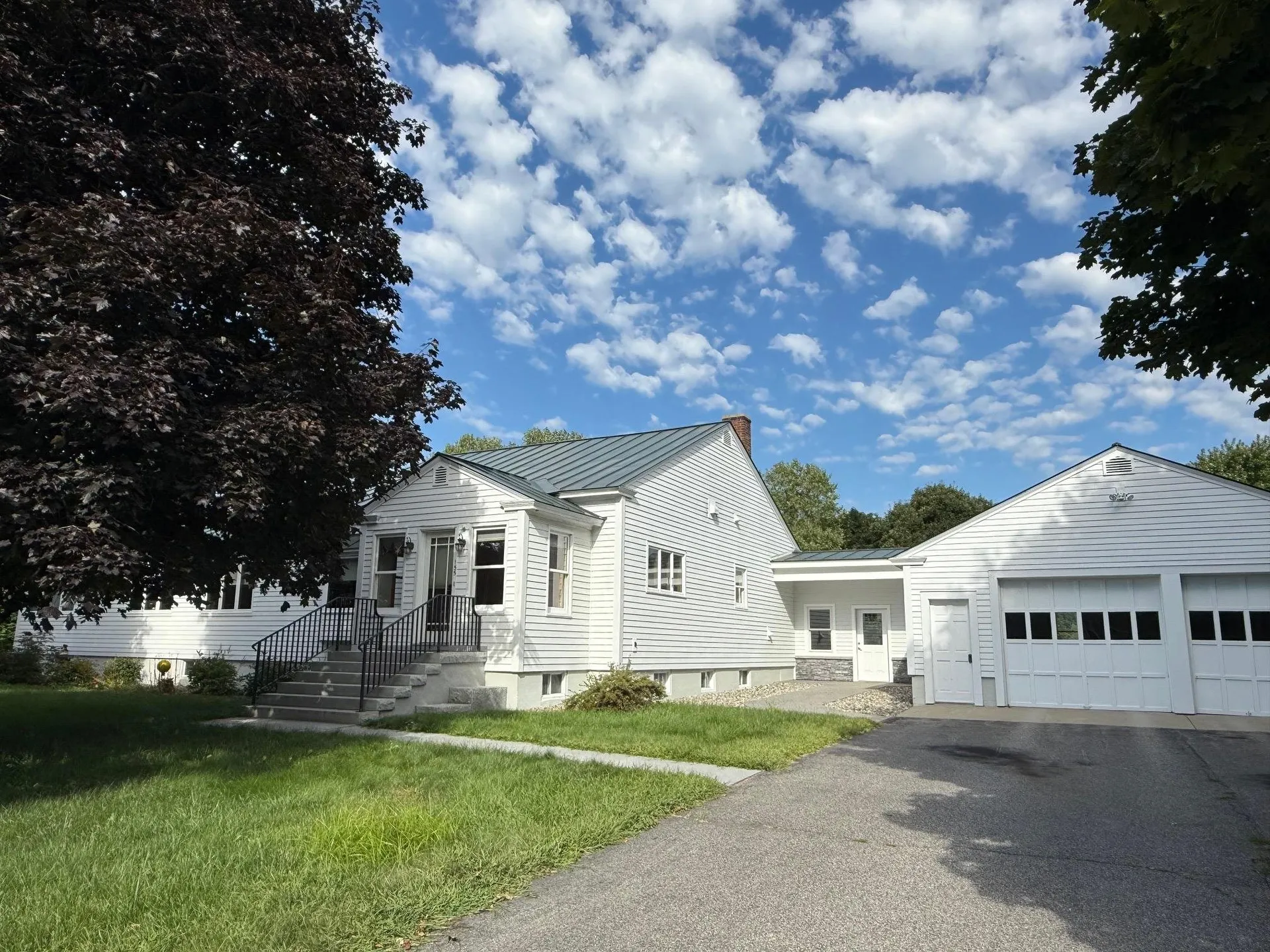 155 Upper Plain Bradford VT 05033