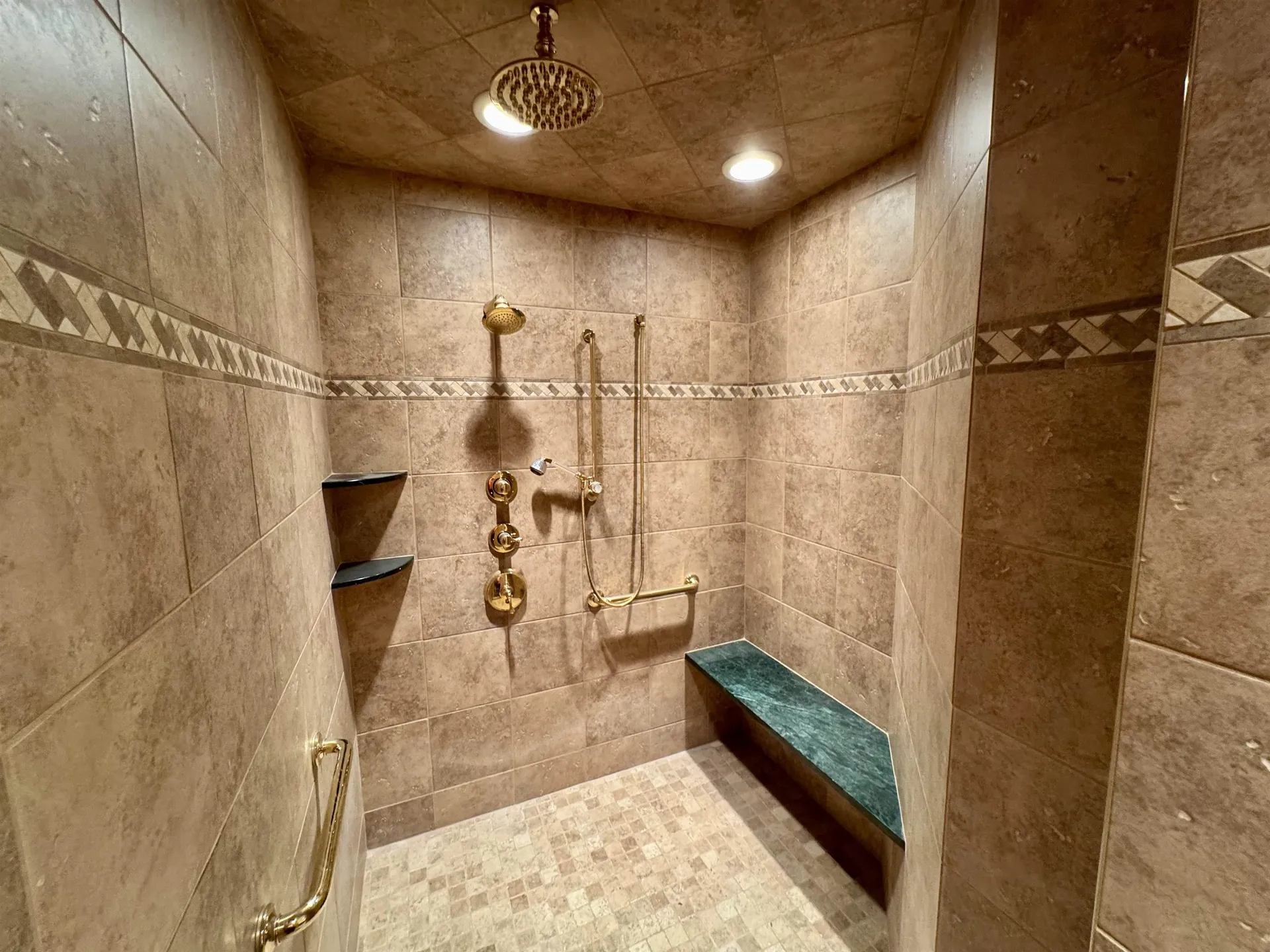 155 Upper Plain Bradford VT 05033