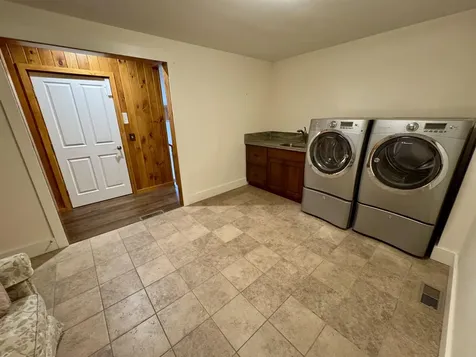 155 Upper Plain Bradford VT 05033