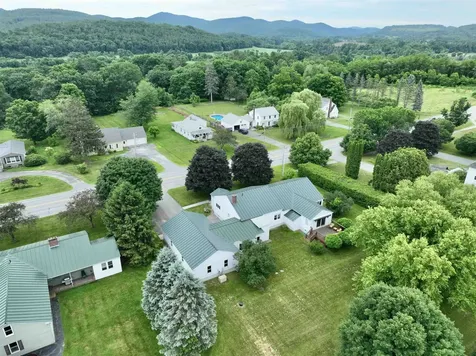 155 Upper Plain Bradford VT 05033