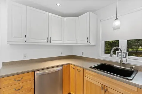 60 Alderwood Drive Stratham NH 03885