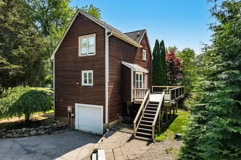 60 Alderwood Drive Stratham NH 03885