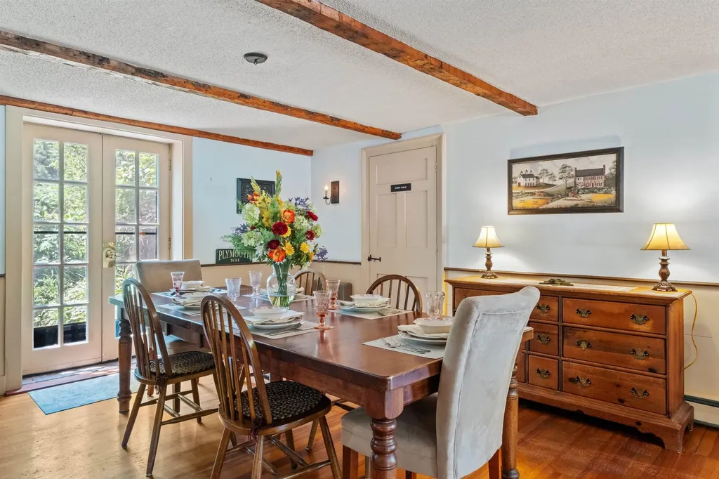 27 Nh Route 25 Plymouth NH 03264