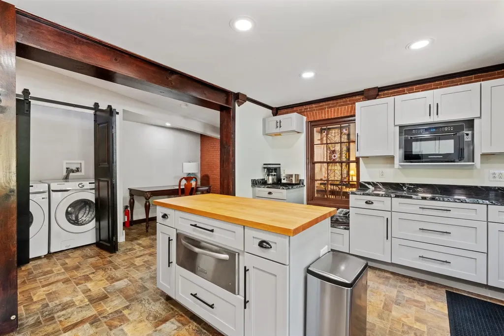 27 Nh Route 25 Plymouth NH 03264