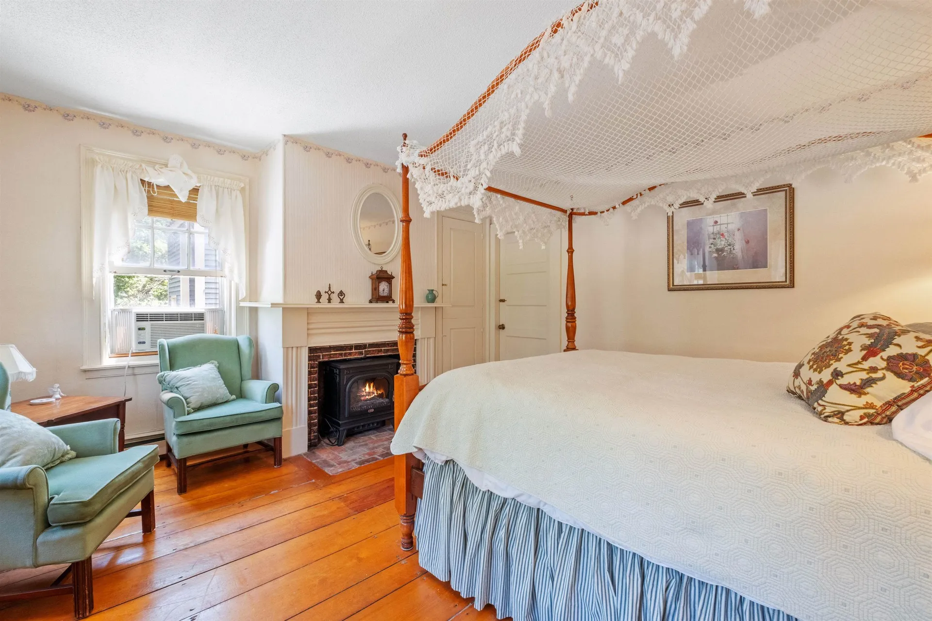 27 Nh Route 25 Plymouth NH 03264