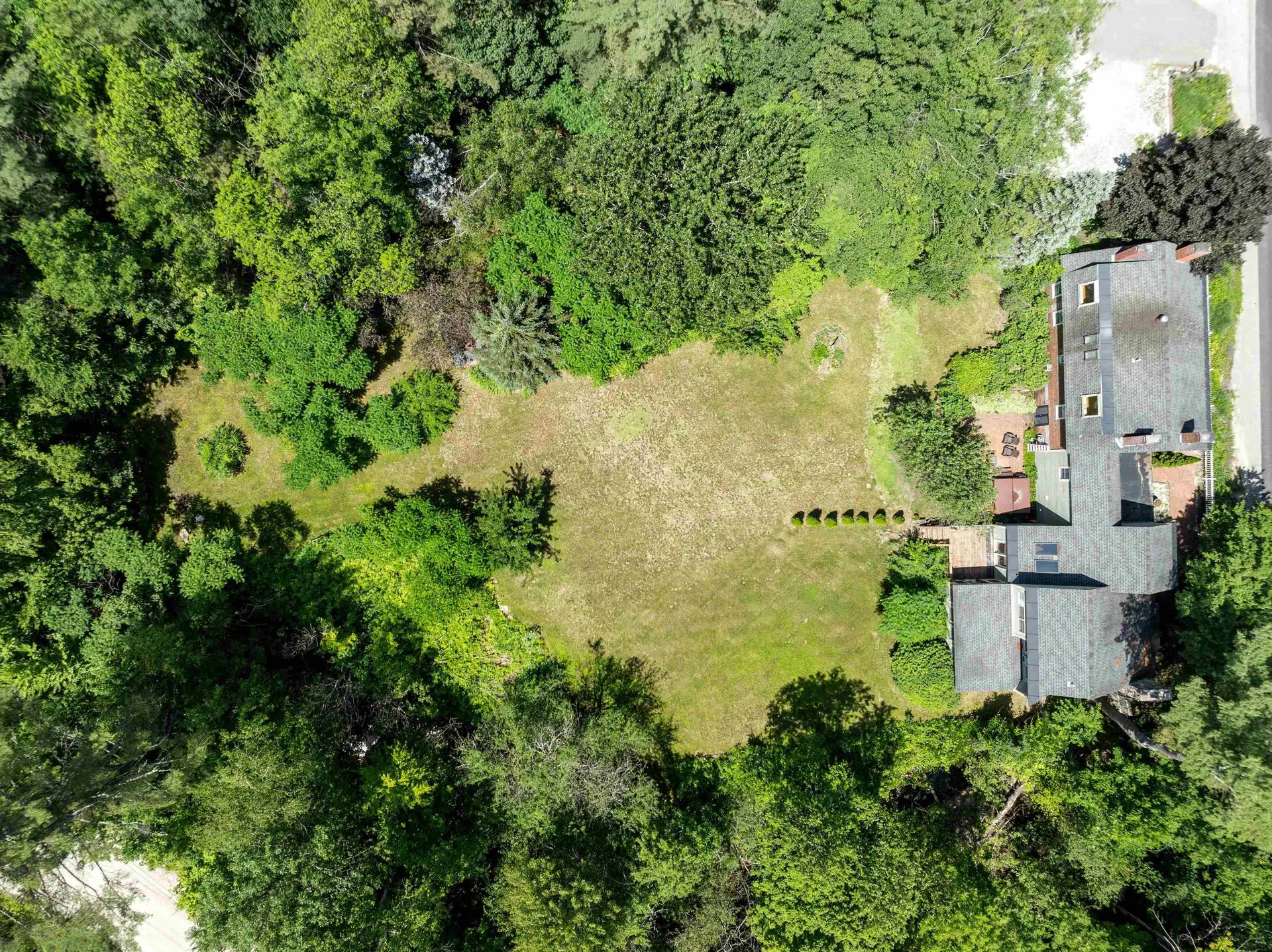 27 Nh Route 25 Plymouth NH 03264