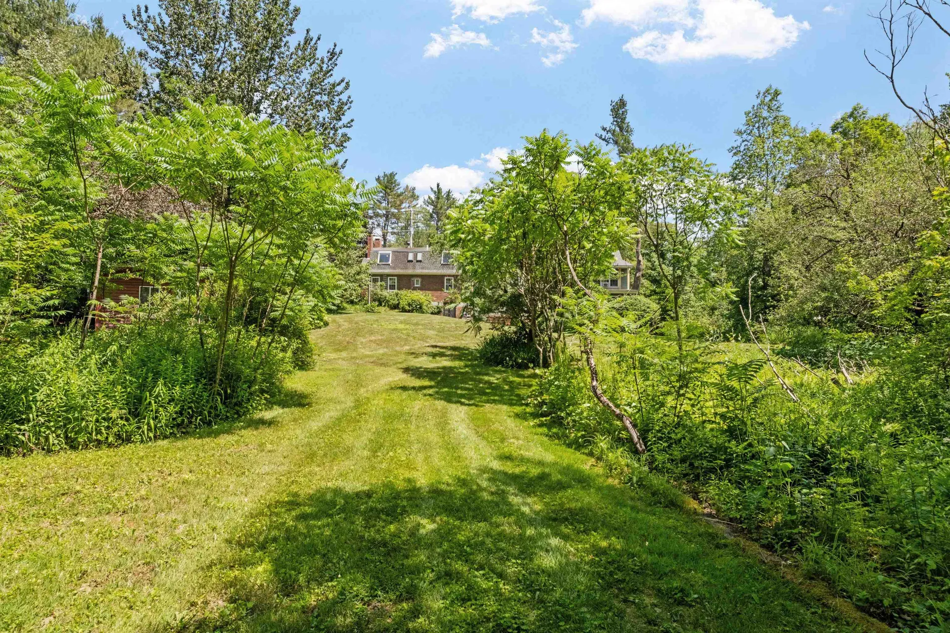 27 Nh Route 25 Plymouth NH 03264