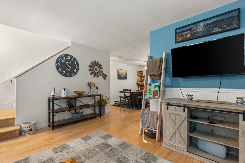 112 Bellamy Woods Dover NH 03820