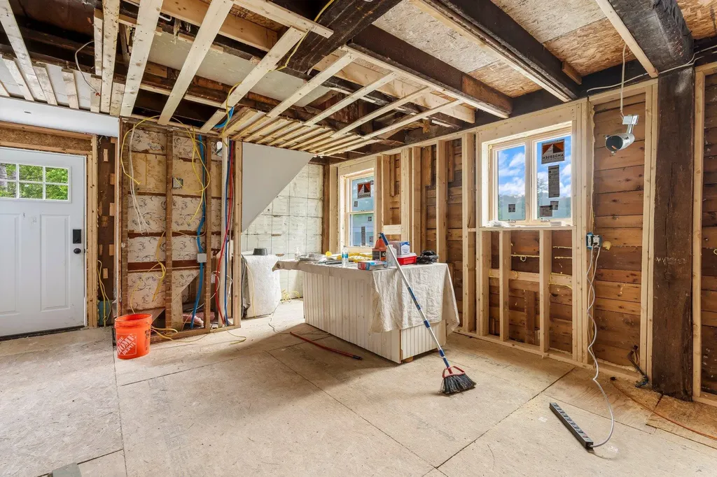 153 Back Ashuelot Road Winchester NH 03470