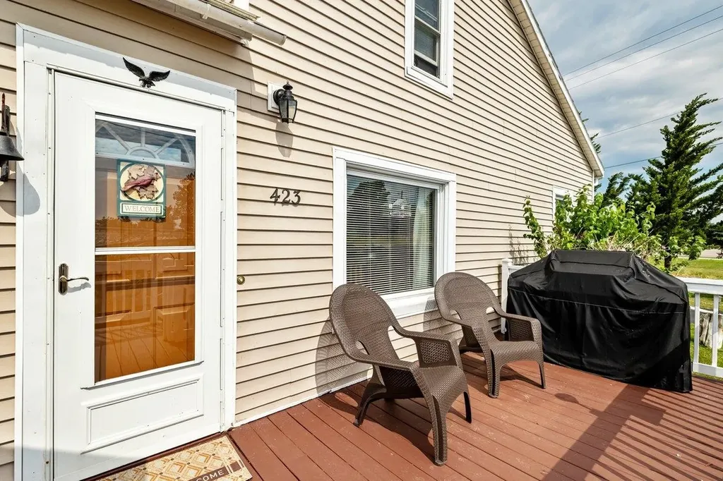 423 East Alburgh Road Alburgh VT 05440