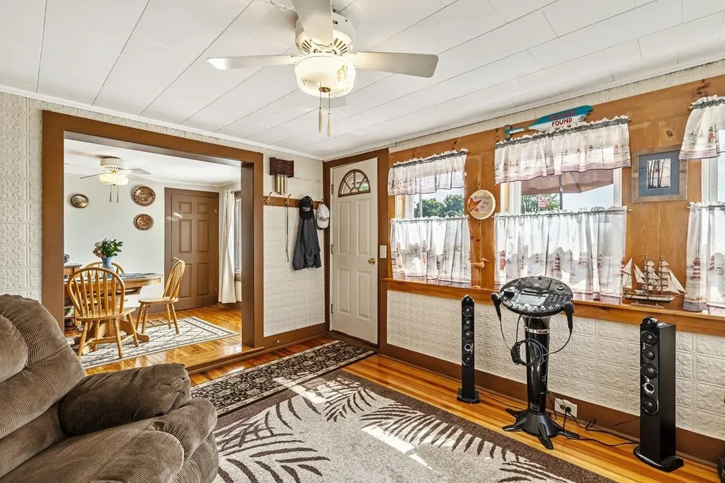 423 East Alburgh Road Alburgh VT 05440