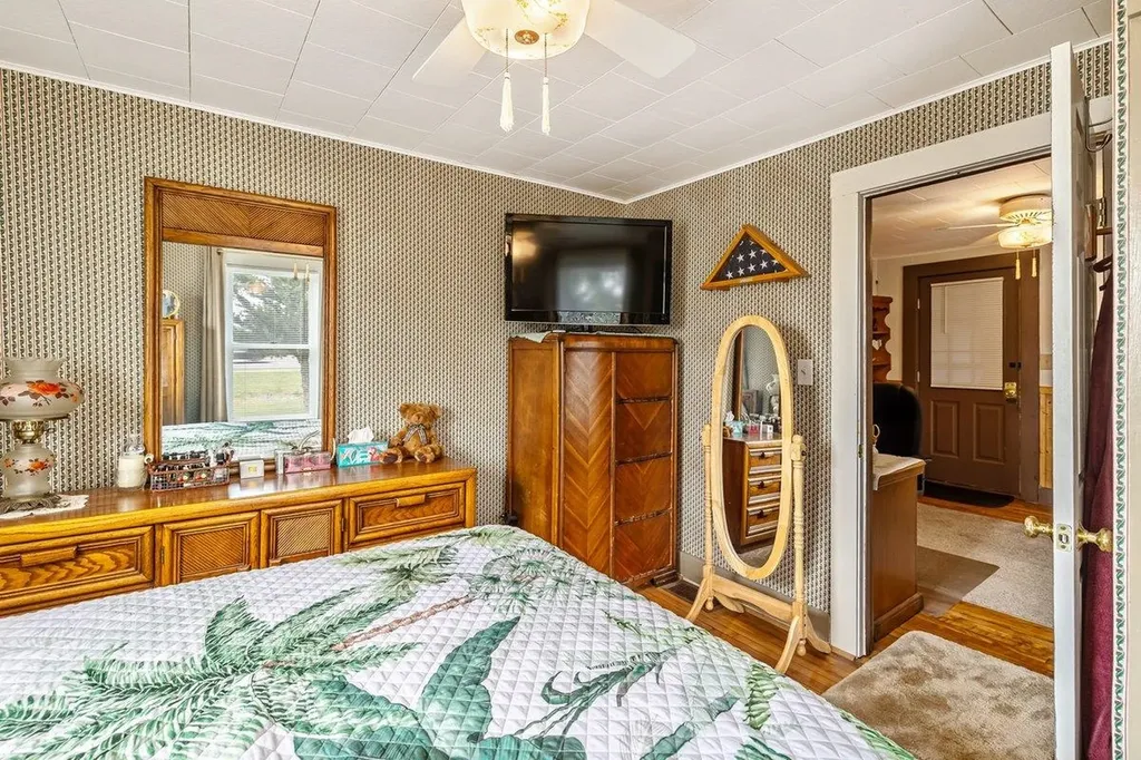 423 East Alburgh Road Alburgh VT 05440