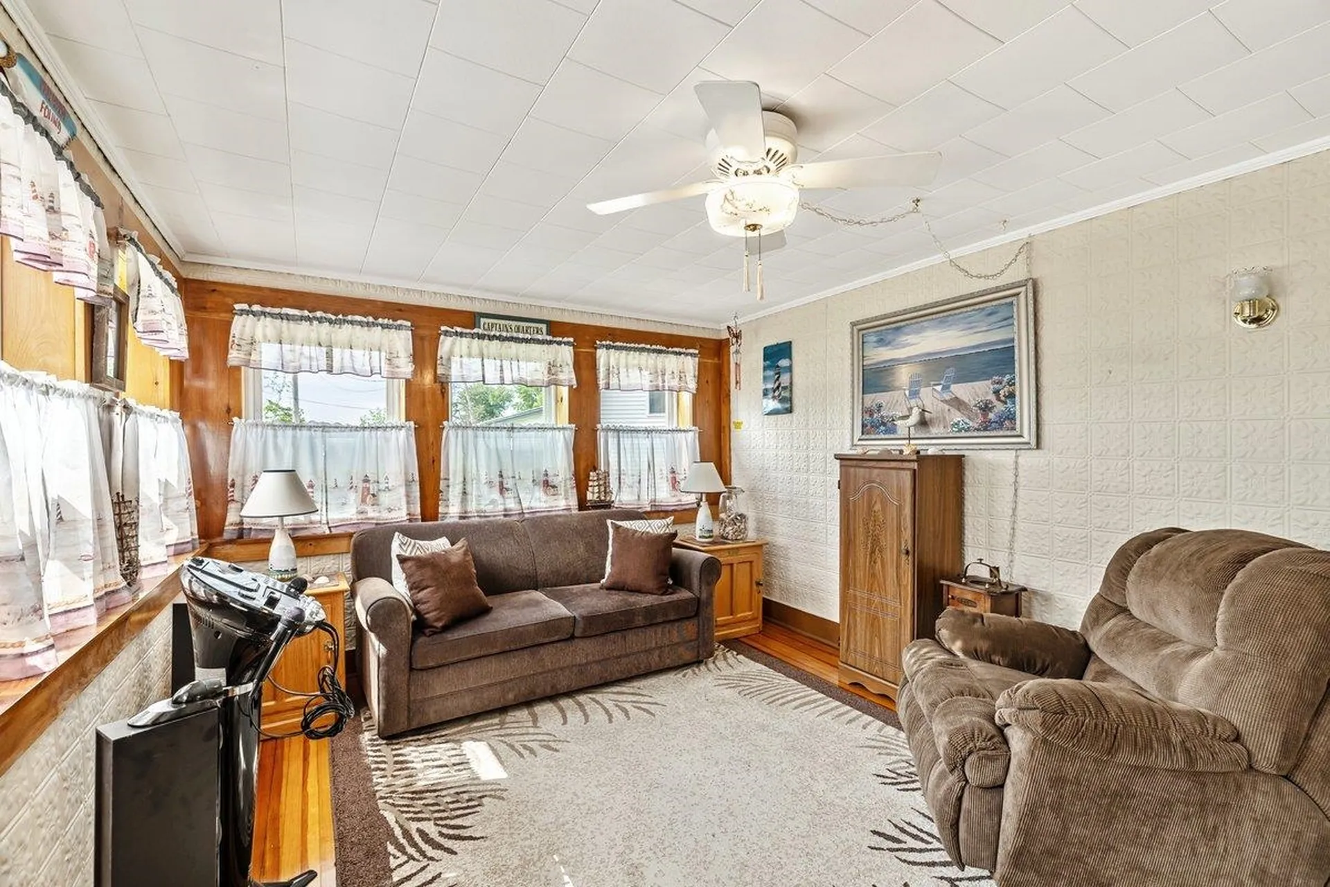 423 East Alburgh Road Alburgh VT 05440