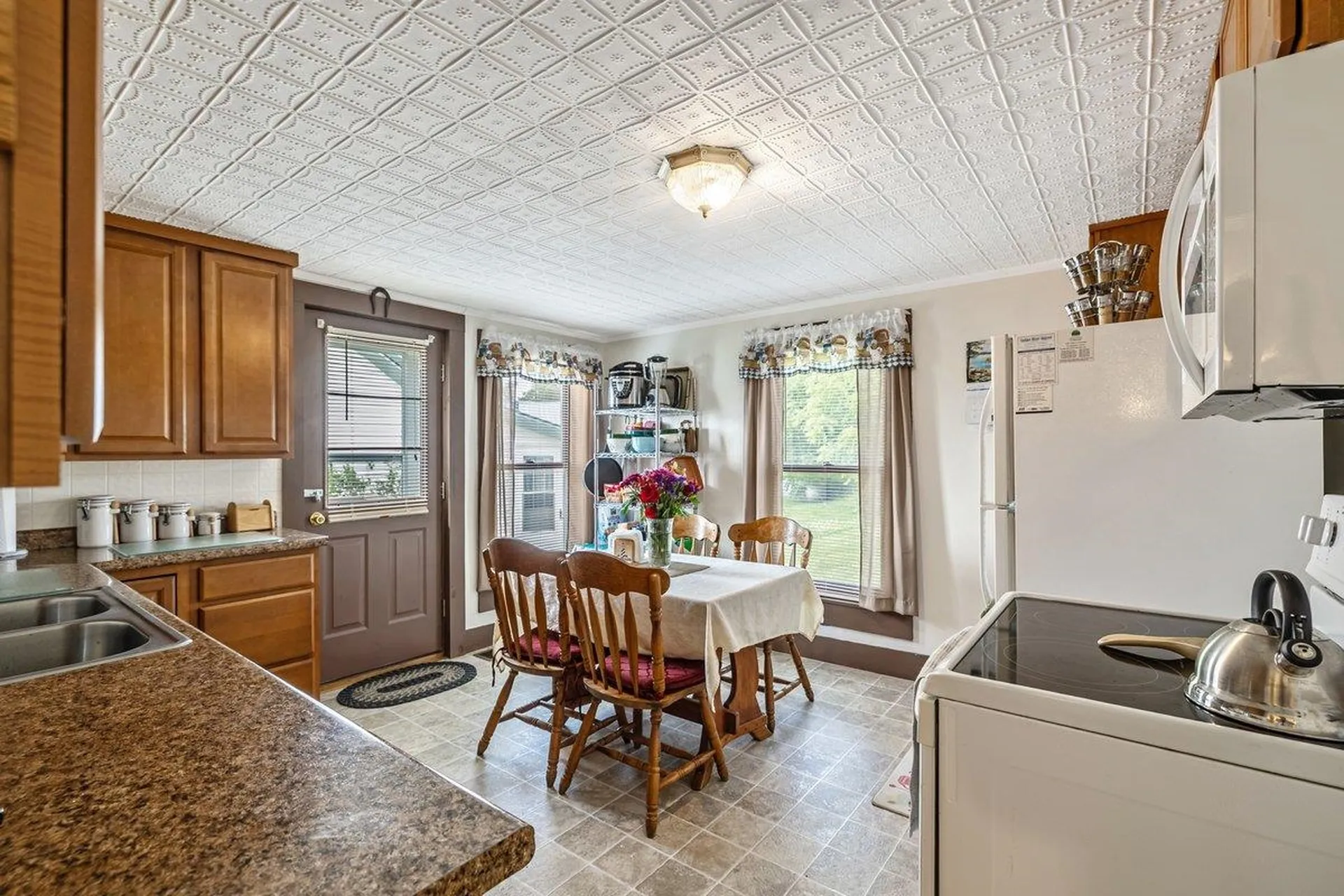 423 East Alburgh Road Alburgh VT 05440