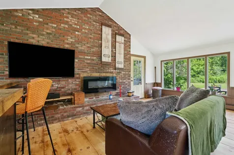 24 Greensboro Road Hanover NH 03755