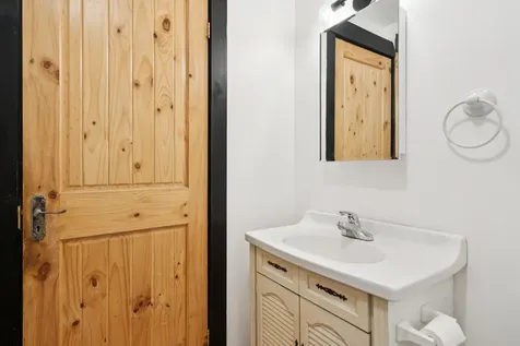 24 Greensboro Road Hanover NH 03755