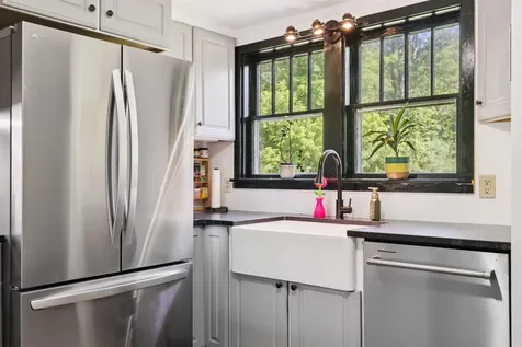 24 Greensboro Road Hanover NH 03755