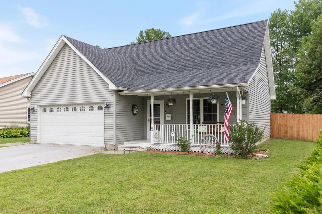 107 Canada Street Swanton VT 05488