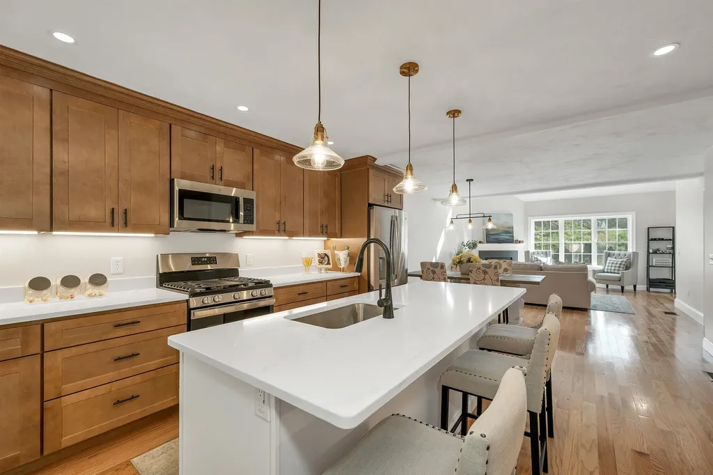 24 Granite Ridge Meredith NH 03253
