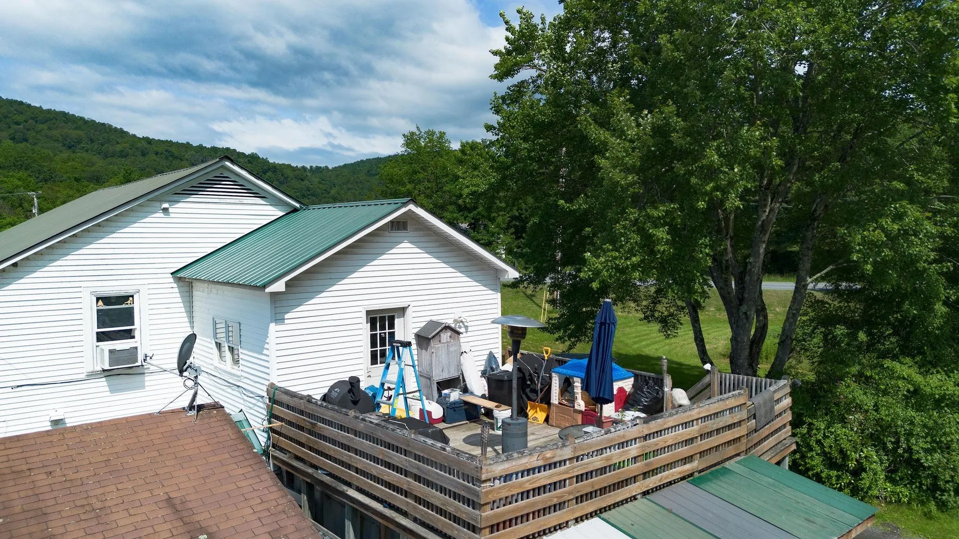 32 Vt Route 10 Chester VT 05143