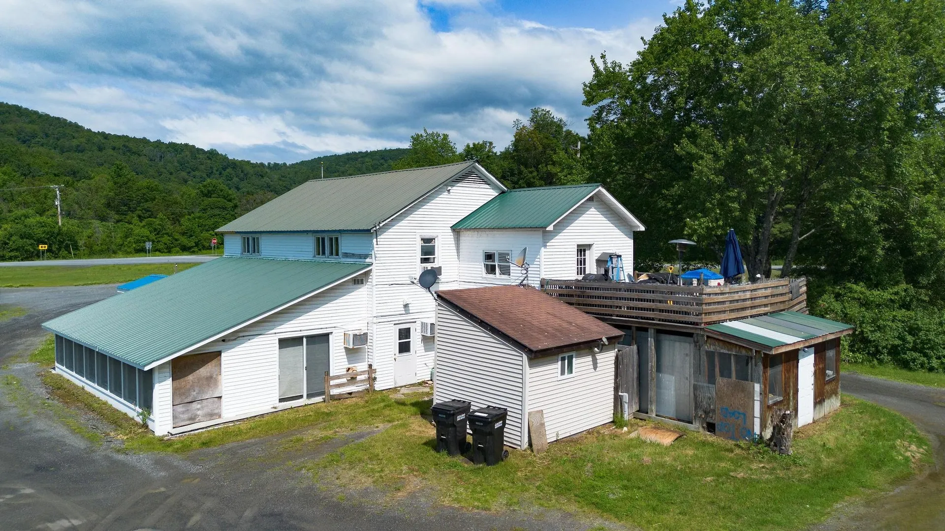 32 Vt Route 10 Chester VT 05143