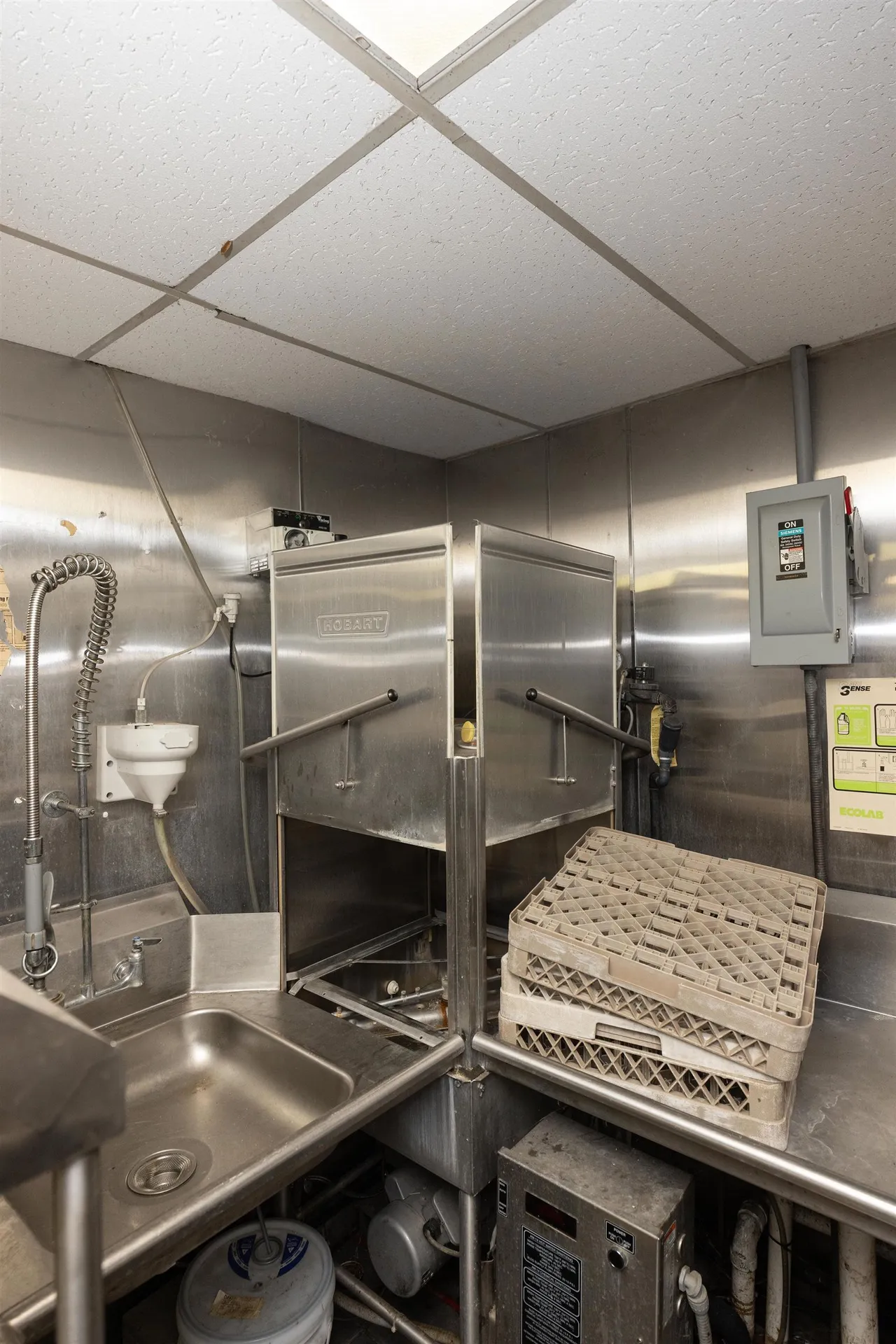 32 Vt Route 10 Chester VT 05143