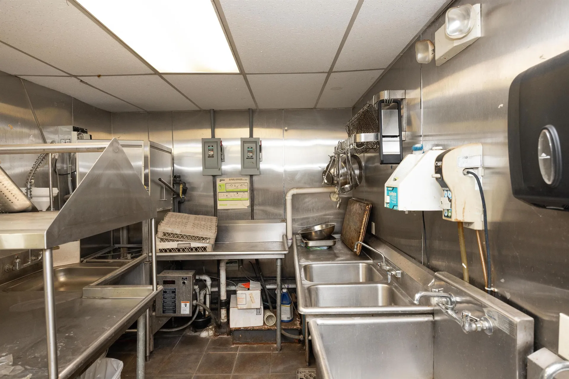 32 Vt Route 10 Chester VT 05143