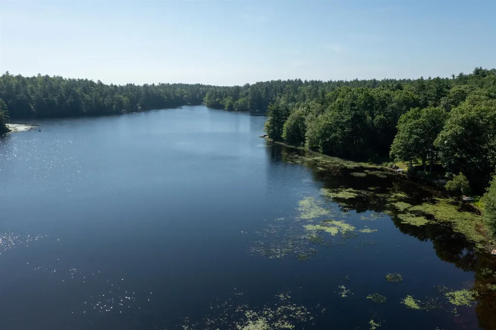 207 Long Pond Road Danville NH 03819