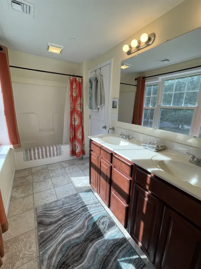 207 Long Pond Road Danville NH 03819