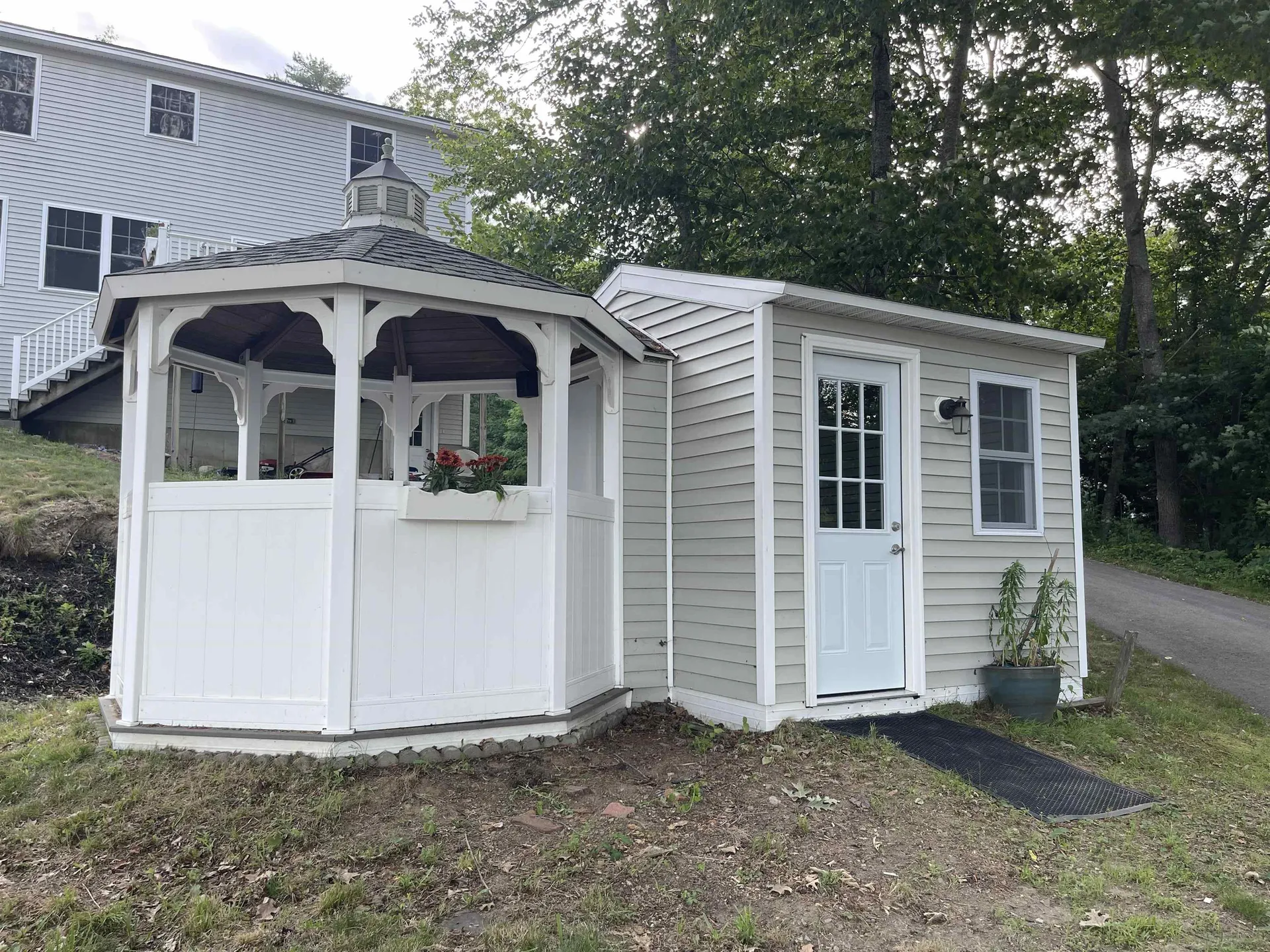 207 Long Pond Road Danville NH 03819