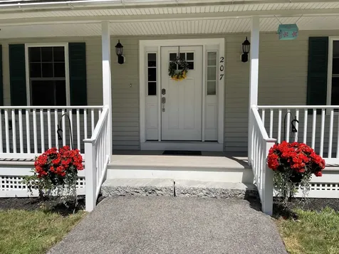 207 Long Pond Road Danville NH 03819