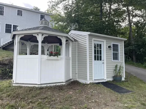 207 Long Pond Road Danville NH 03819